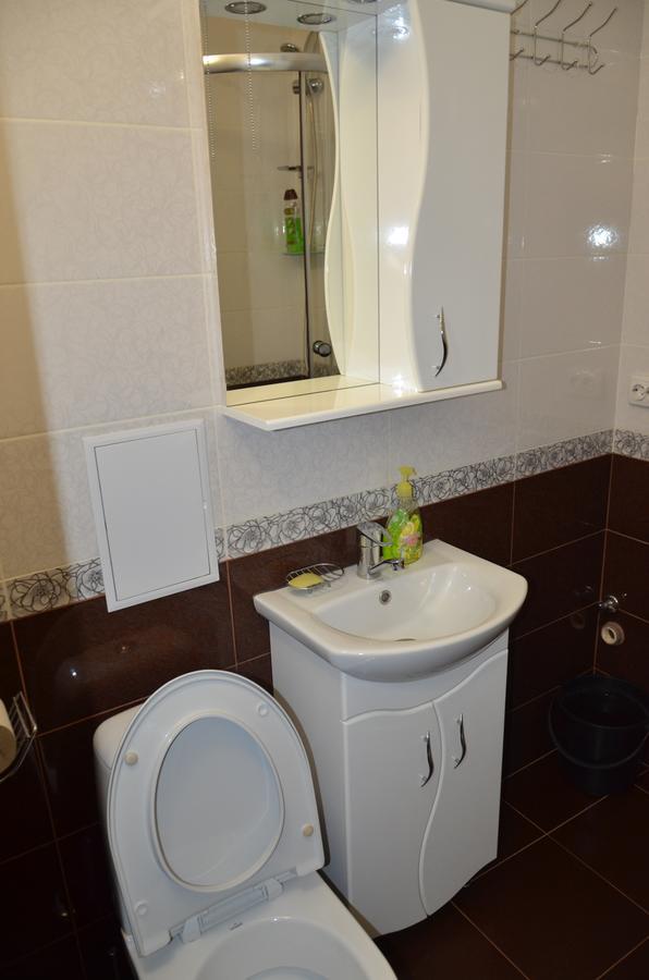 Ветеринарный Apartamento Berdychiv Exterior foto