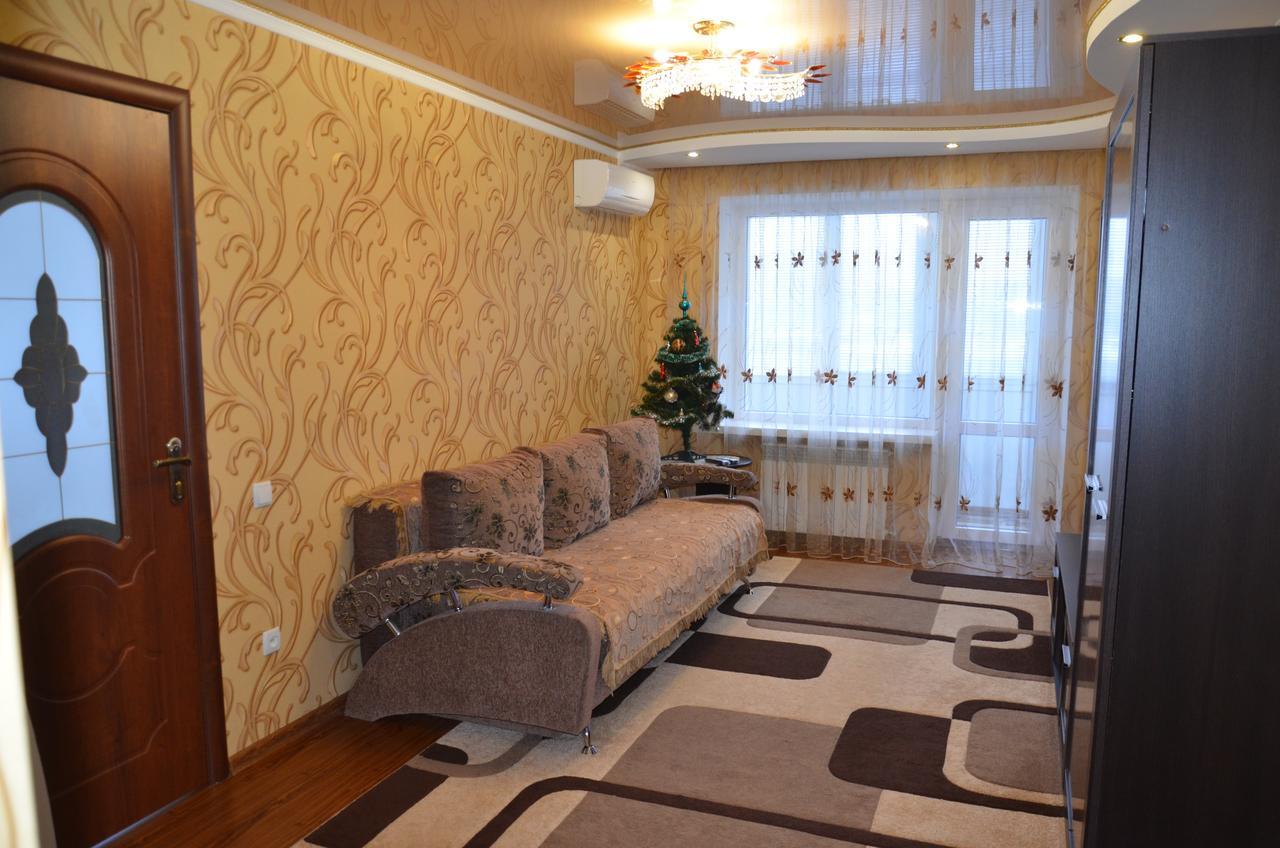 Ветеринарный Apartamento Berdychiv Exterior foto
